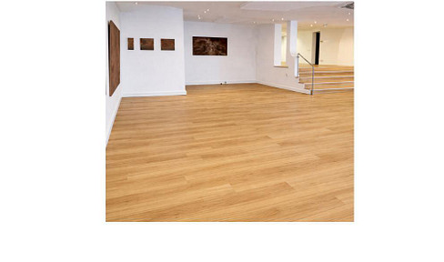 Sales area with many possibilities! Spacious display area!