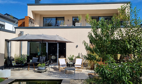 Exklusiver Wohnkomfort - Haus mit Dachterrasse und Garten mit Blick ins Grüne / PROVISIONSFREI
