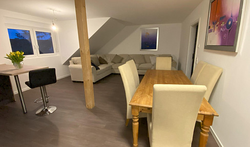 Sonniges WG Zimmer in netter 4er-WG sucht Dich!