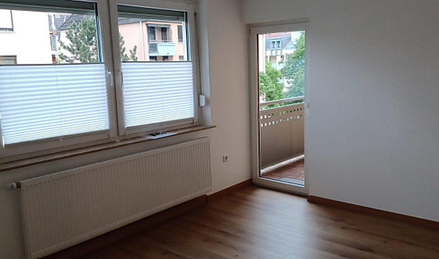 Beautifully renovated 2-room apartment in an excellent location (Rennweg district, in a quiet area with limited traffic).