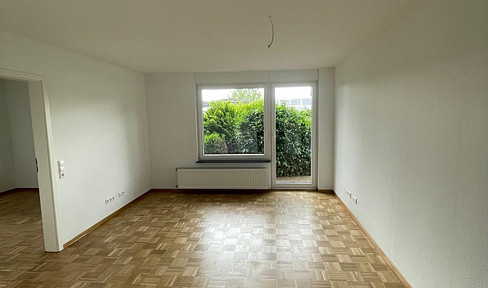 High-quality, fully renovated apartment with a garden, terrace, and tenant electricity supply.