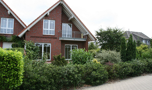 Gepflegtes Doppelhaus in ruhiger Wohnlage