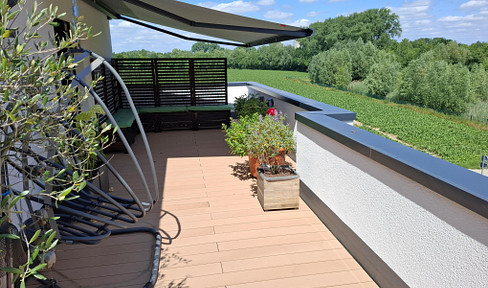 Modern, spacious maisonette apartment with a wrap-around rooftop terrace and two balconies.