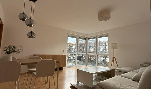 Furnished 2-room apartment in the city center of Augsburg, never occupied before, with underground parking space, garden, including utilities and internet.