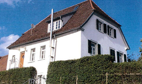 Triplex house with a 6% return and depreciation benefits for historical buildings.