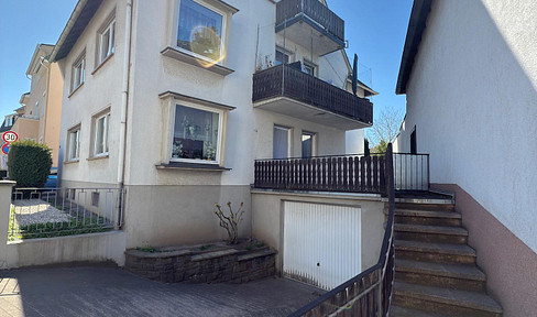 Three-family house for rent in Sinzig – Investment property with development potential (no commission).