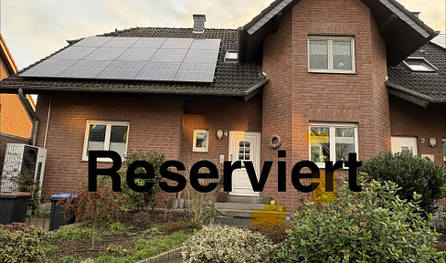RESERVIERT! Große Doppelhaushälfte in Top-Lage. Gepflegtes 2FHs in ruhiger und zentraler Lage.