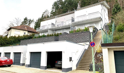 Modernes Reihenendhaus in Hohenecken zu vermieten