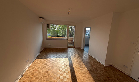 kernsanierte helle Erdgeschoss-Wohnung mit Klimaanlage und schönem Ausblick