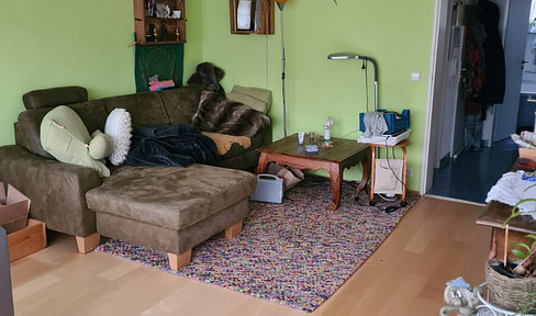 Ground-floor apartment with 4 rooms and a terrace, located in Weissach.