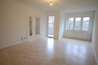 2 Zimmerwohnung 70 m² sehr zentral gelegen , Niendorf