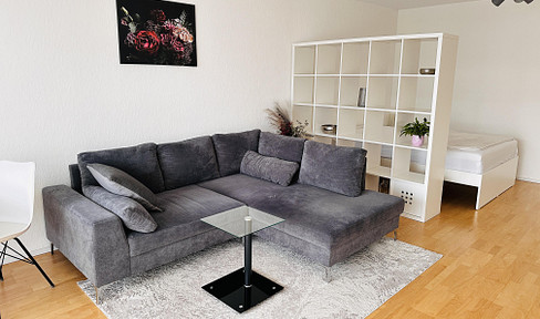 Fully furnished 1-bedroom apartment in a prime location.