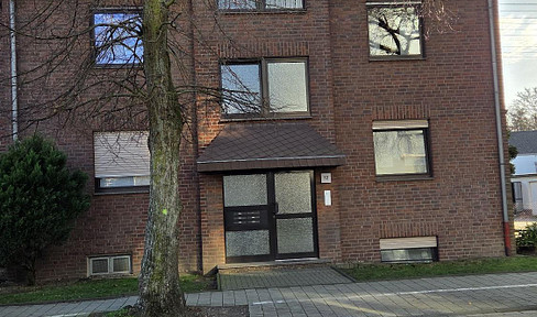 Beautiful attic apartment with a balcony in Walsum.