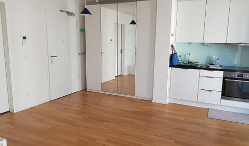Modern 1-bedroom apartment with balcony, Munich Obersendling.