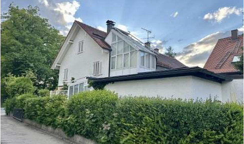 Super Lage am Bayertor REH individuell ren.bed.