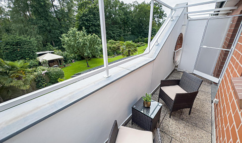 Modernized terraced house with 2 bathrooms and 2 balconies – ideal for owner-occupiers or investors.