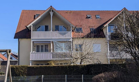 Helle 4,5-Zimmer Maisonette-Wohnung mit großer Terrasse und Tiefgarage Stellplatz