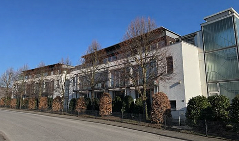 Modern office building in Neuss-Holzheim - fully let.