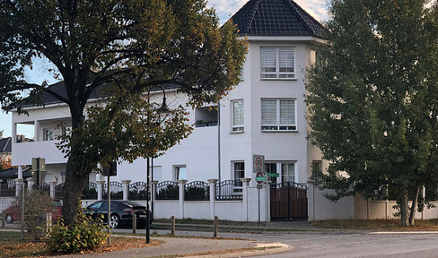 Bright 3.5-room apartment with a balcony in Bernau near Berlin.