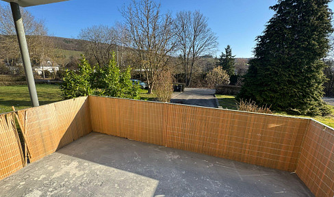 Helle frisch renovierte 3-Zimmer-Wohnung mit Balkon und super Grundriss
