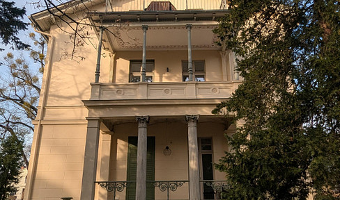 Preissenkung: Repräsentative Büroetage. Auch als Teilgewerbe  zum Wohnen und Arbeiten.