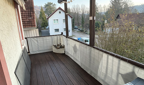 bezugsfreie & helle 2+1 Zimmer Wohnung in Untersteinbach - 100m vom Freibad entfernt