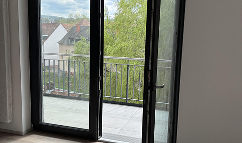 2-room apartment (85 square meters), newly built, and accessible.