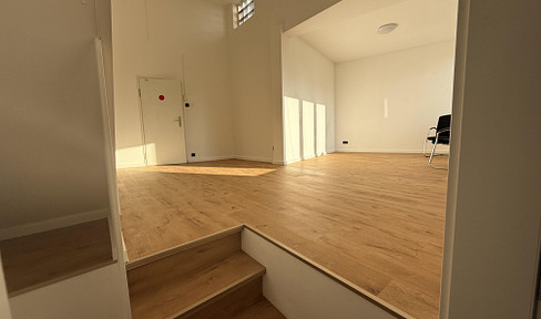 Compact office space for rent, in a prime location.