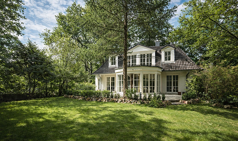 RESERVIERT Architekten-Landhaus in Bestlage Wohldorf-Ohlstedt | 198 m² | Südgrundstück |