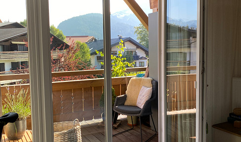 PROVISIONSFREI - große Wohnung mit Terrasse, Balkonen und Garten