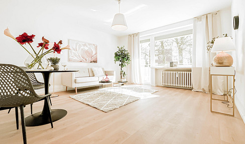 Freshly renovated apartment – within walking distance of the Wedel S-Bahn station.