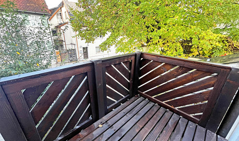 Bright, 1.5-room apartment | approximately 36m² | Well-maintained condition | Balcony and underground parking.