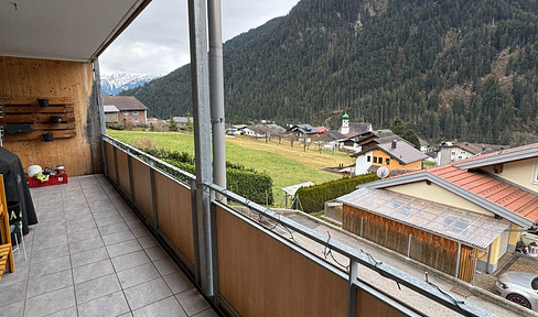 Bright and welcoming 3-room apartment for sale in St. Gallenkirch.