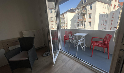 Stylish, fully furnished apartment in the popular Neckarstadt-Ost district – move in and feel right at home.