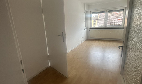Tolle 3  Zimmer Wohnung nähe Rheinpromenade