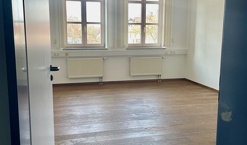 Beautiful office or practice spaces in a quiet location.