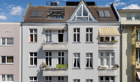 Invest now: Tenanted pre-war apartment in Friedenau – commission-free, with depreciation (RND).