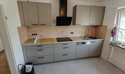 Spacious living space of 134 m² – designer bathroom, new kitchen, and two sun terraces.