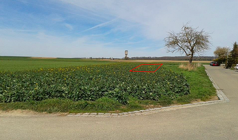 Voll erschlossenes Baugrundstück EFH mit Ausblick