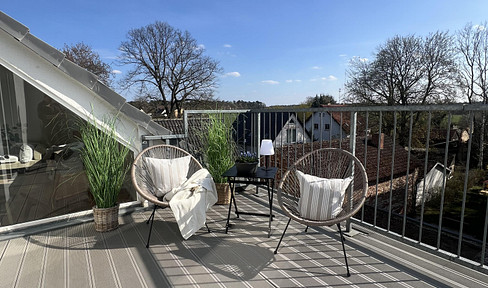 3-room apartment with balcony for sale in the green area of Wildau, including a parking space.