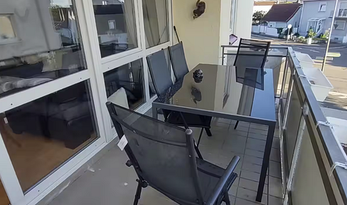 Bright 2-room apartment in Forst, with 65 square meters of living space.