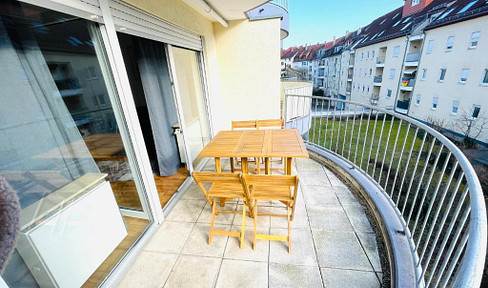 Wohnung mit garage,SonnigeBalkon