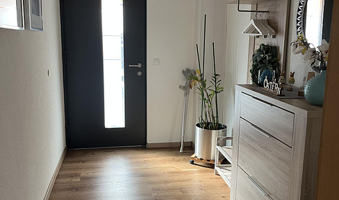 ETW EG
(This is likely an abbreviation and without context, a precise translation is difficult. Possible interpretations include: "Something EG," "Something European Group," or "Something European Company," depending on the specific industry or context.)