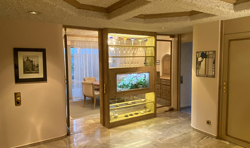 Exclusive 3.5-room architect-designed maisonette apartment with a unique living atmosphere in Sindelfingen.