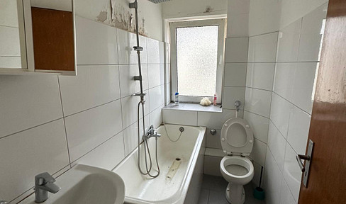 Charming 5-room attic apartment in a central location in Bochum-Gerthe.