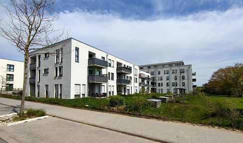 4-room apartment, eligible for EOF funding (WBS Level II), (net income for approximately 3 people: €2800 to €3780). Available from June 6th.
