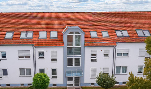 Fully furnished 2-room apartment with a balcony and a parking space in a garage, located in Magdeburg.