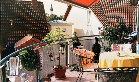 Hochwertiges Wohnen unterm Dach: 4 Zimmer und 2 Balkons in schöner Lage