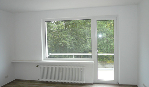 Beautiful, bright 3-room apartment with a balcony in Heiligenhaus.