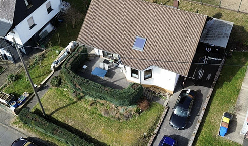 Detached house for sale in Burbach-Holzhausen, NO REAL ESTATE AGENT!